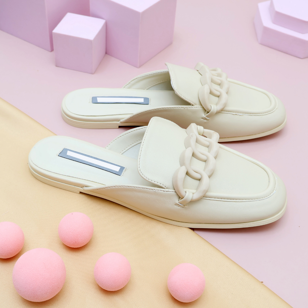 [ NEW ] Sepatu Mules Wanita C*K 488 - SNR Flat 1,5cm