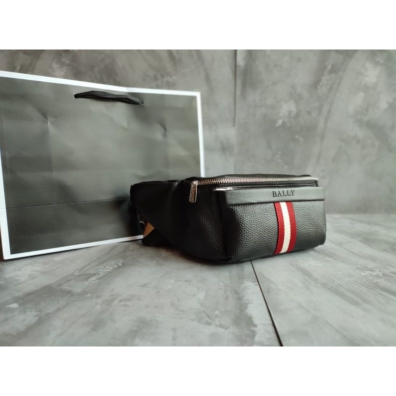 waistbag bumbag slingbag bal ly original import fashion branded kulit asli sapi