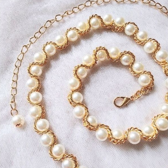 Ikat pinggang Mutiara Sabuk Rantai