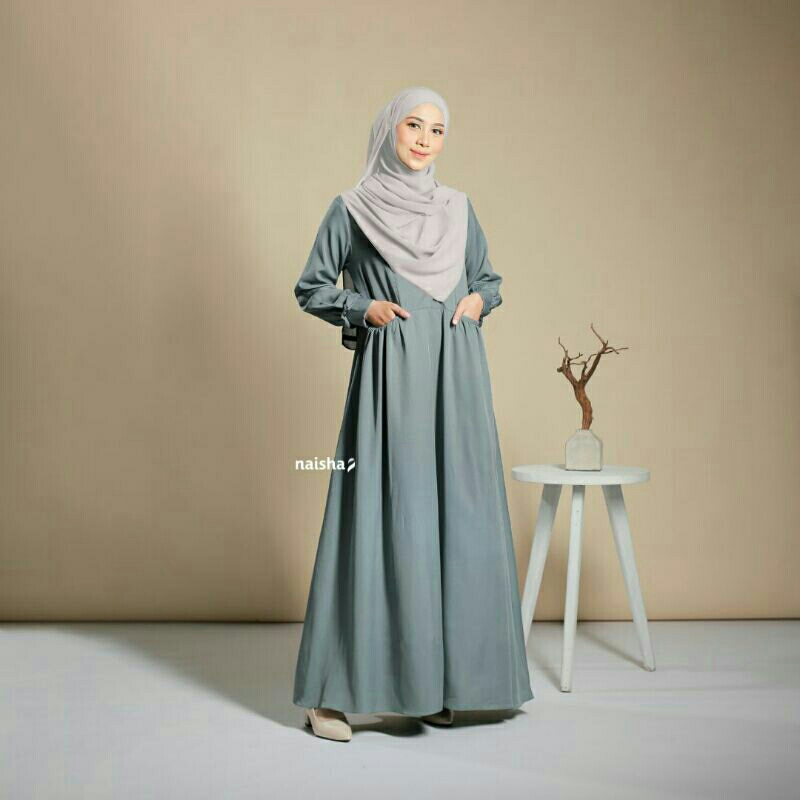 Lyra Dress