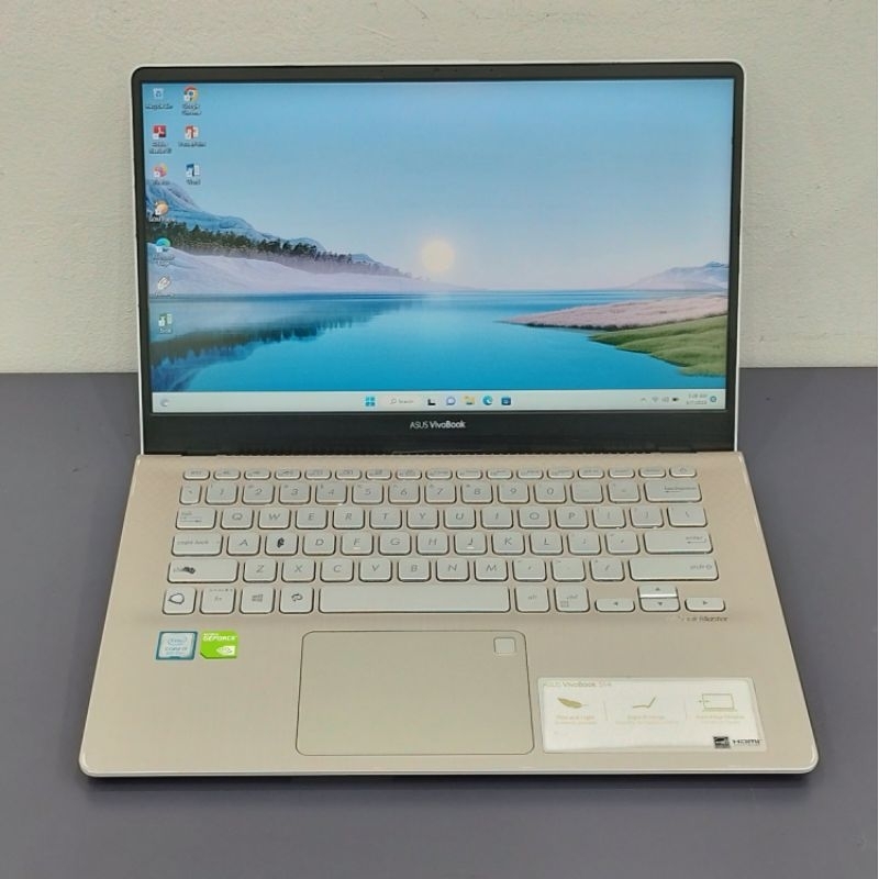 Laptop Asus S430F Intel core i5 gen 8 RAM 20 GB SSD 512 GB