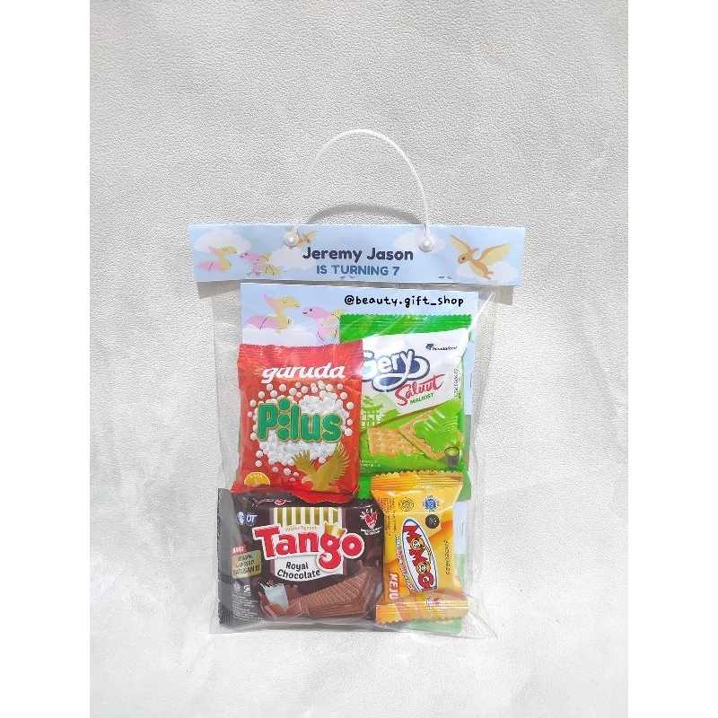 

Paket Snack Ultah Colouring Book