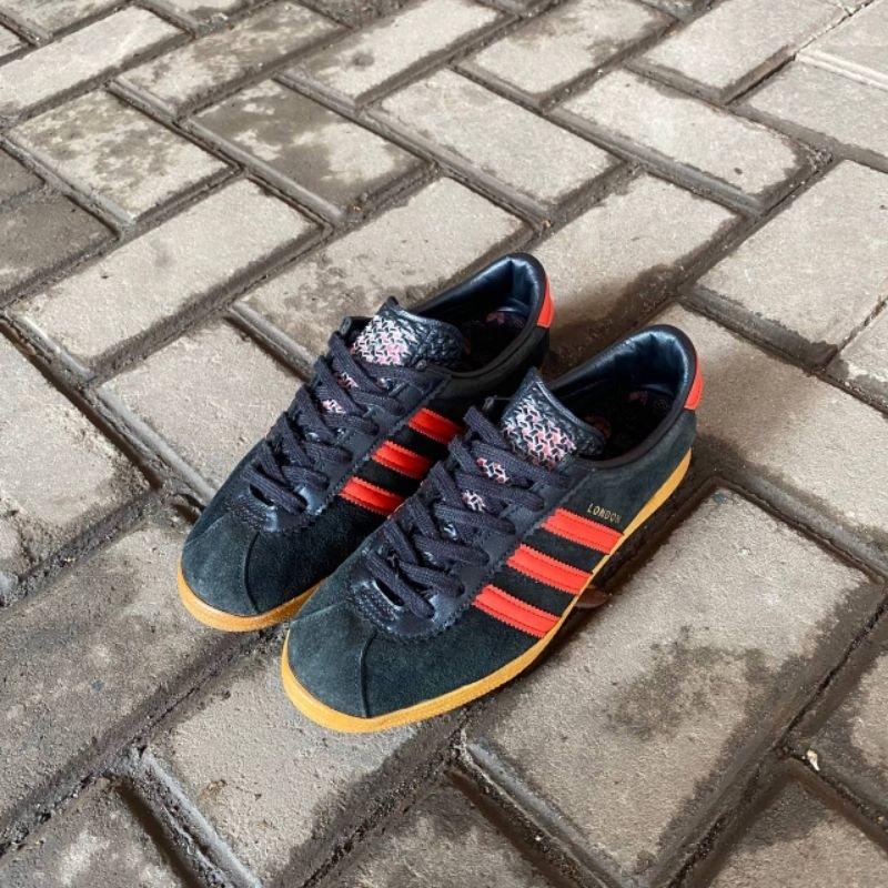 Adidas London Second