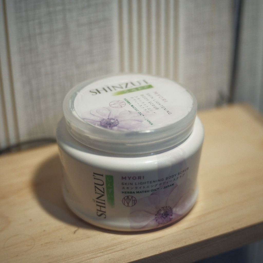 SHINZU'I Skin Lightening Body Scrub Shinzui Body Scrub Lulur Mandi