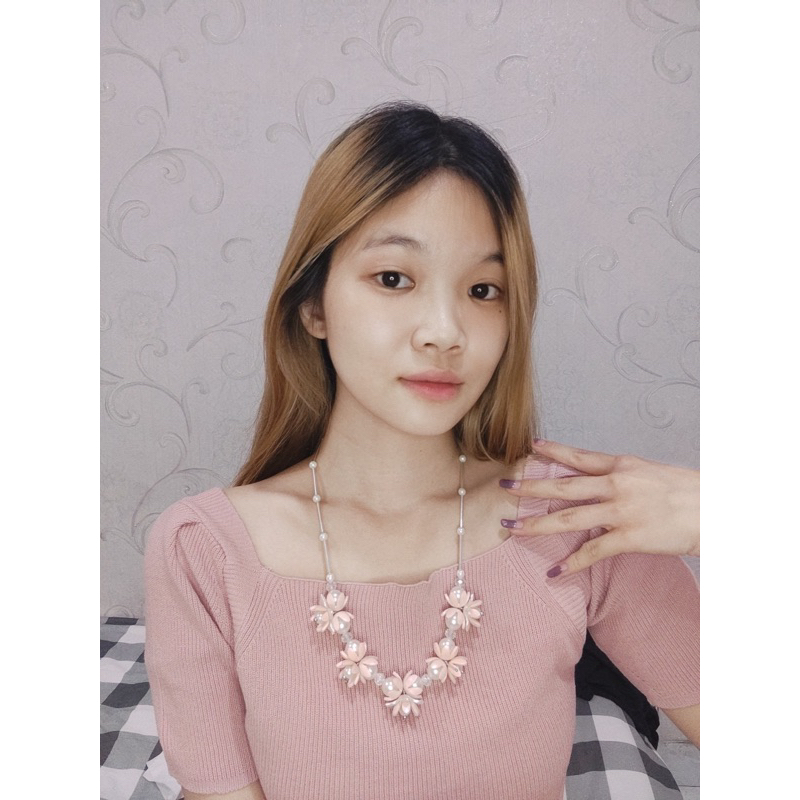 Dove Matte Cassandra Flowery Pearl Necklace Kalung Panjang Hijab Bunga Mutiara Dop Flower