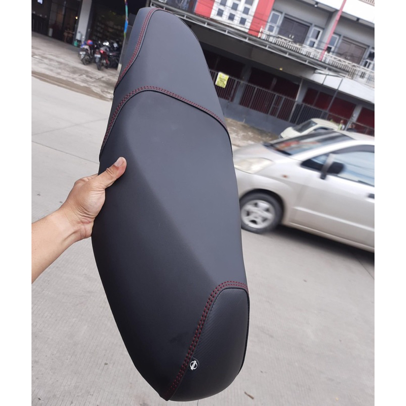 KULIT JOK MOTOR JAHIT TENGAH MB TECH CAMARO