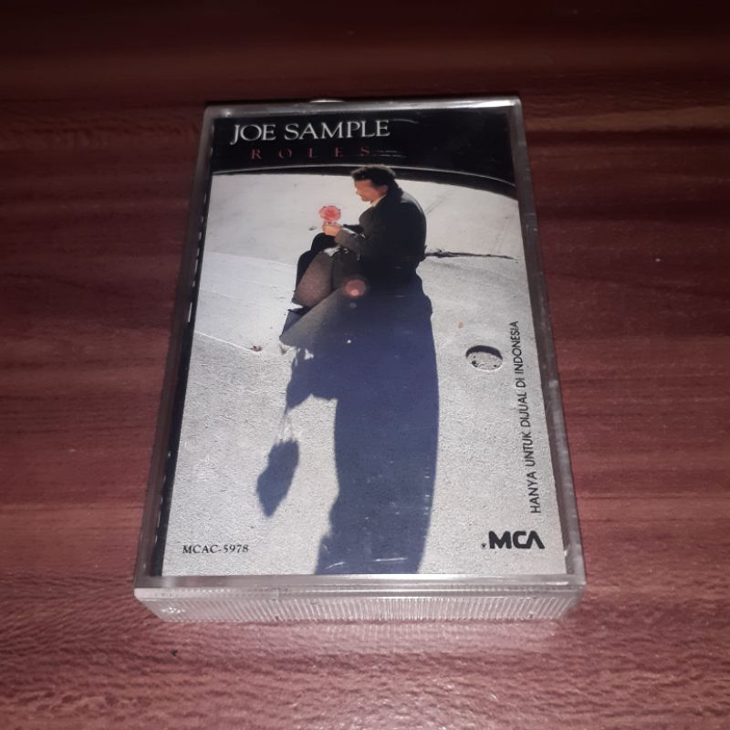 Kaset JOE SAMPLE - Roles