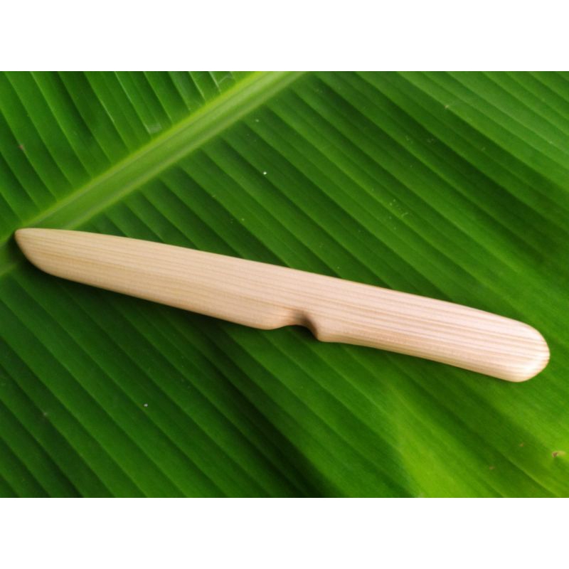 Wooden knife | Pisau kayu alat latih beladiri