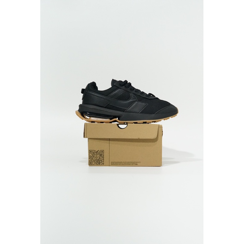 NIKE AIR MAX PRE DAY BLACK GUM