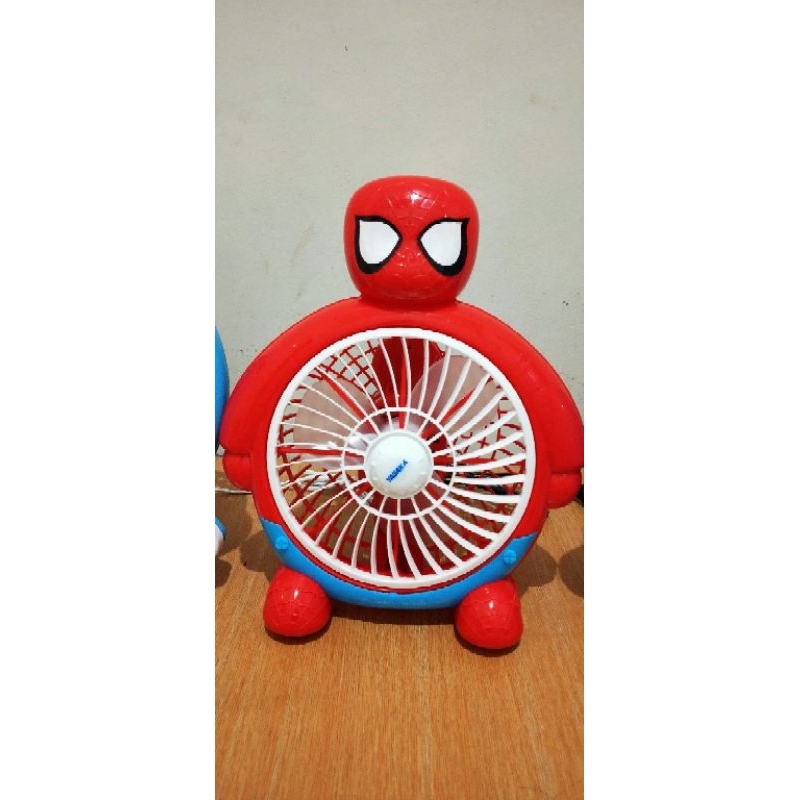 KIPAS ANGIN MEJA LISTRIK MOTIF KARAKTER 10 INC