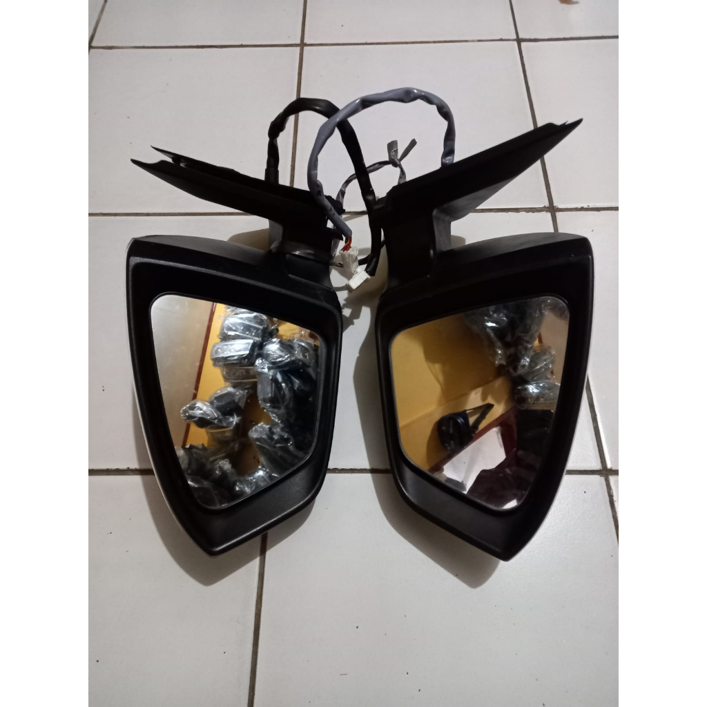 Spion Toyota RUSH 2022 -2023 Double Matic