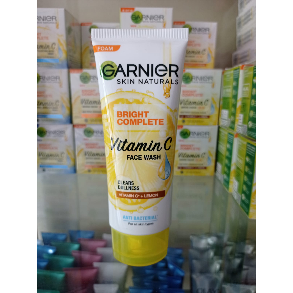 Facial FOAM / SCRUB Garnier Light BRIGHT Complete White Cleanser 100ml / 50ml - Facial Wash Kuning Pembersih Sabun Pencuci Cuci Wajah Muka Pemcuci