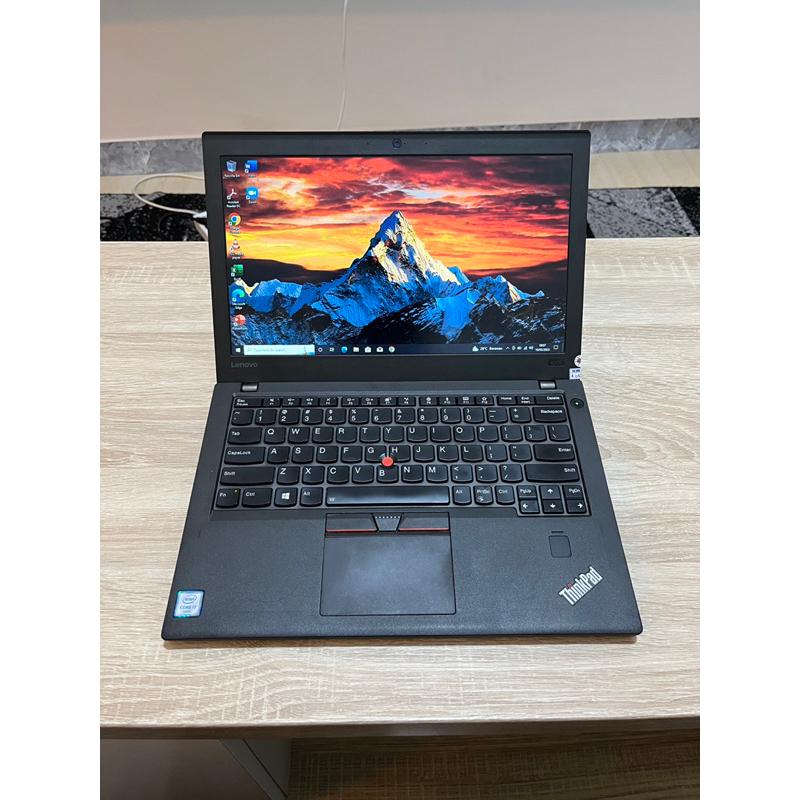 Thinkpad X270 core i7