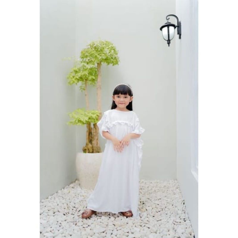 Kaftan anak perempuan warna putih 2-10tahun amara kaftan by lucuna  smilee
