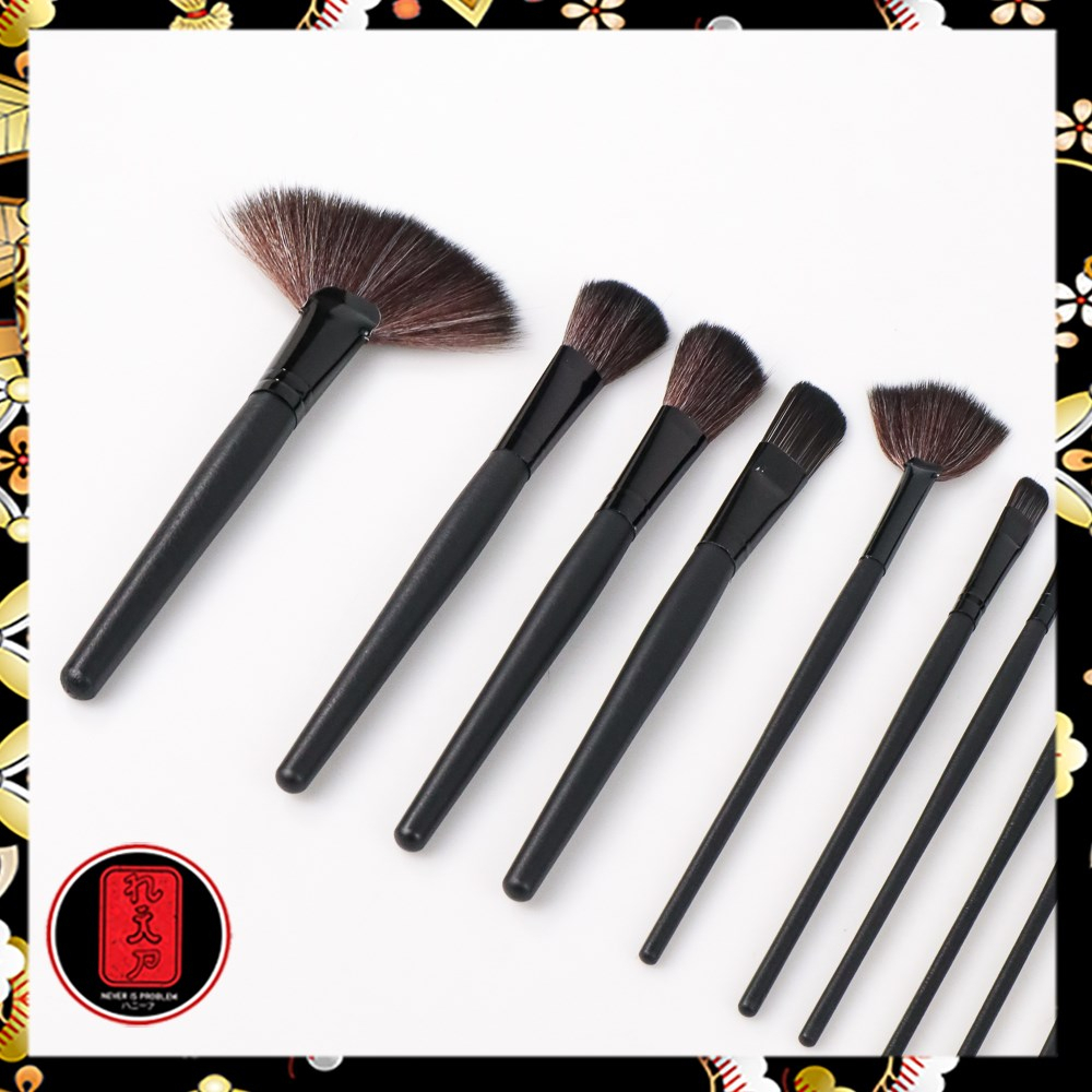 Biutte.co Brush Make Up 32 Set dengan Pouch - MAG5168 - Black