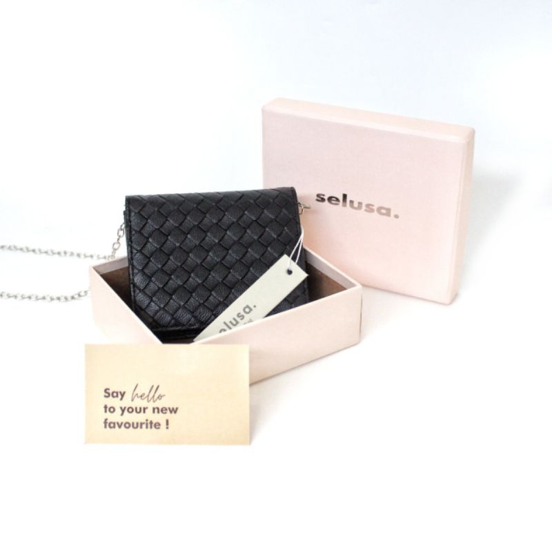 SELUSA HANNA SLINGWALLET LEATHER (Free Hardbox Exclusive) | Dompet Slingbag Terbaru