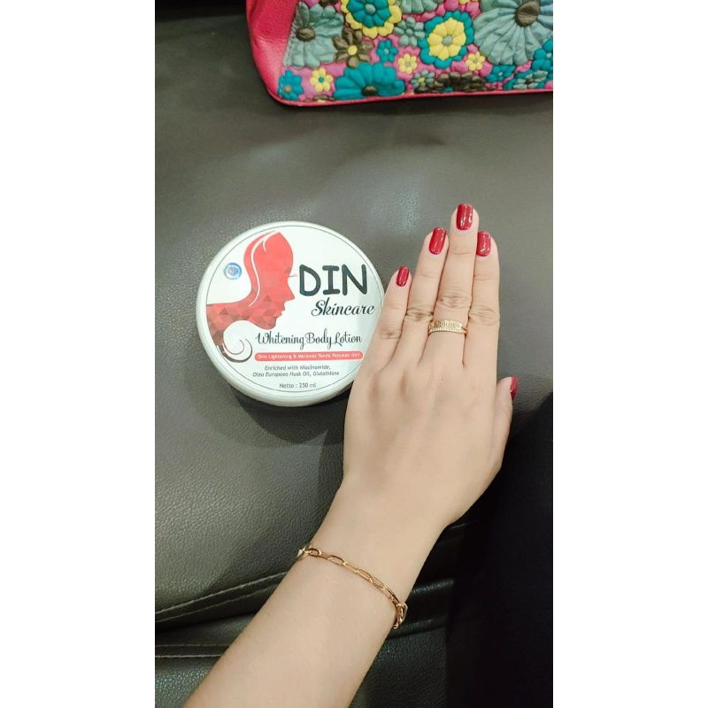 (FREE GIFT) LOTION DINSKINCARE TEKSTUR CAIR/LOTION PEMUTIH/LOTION VIRAL