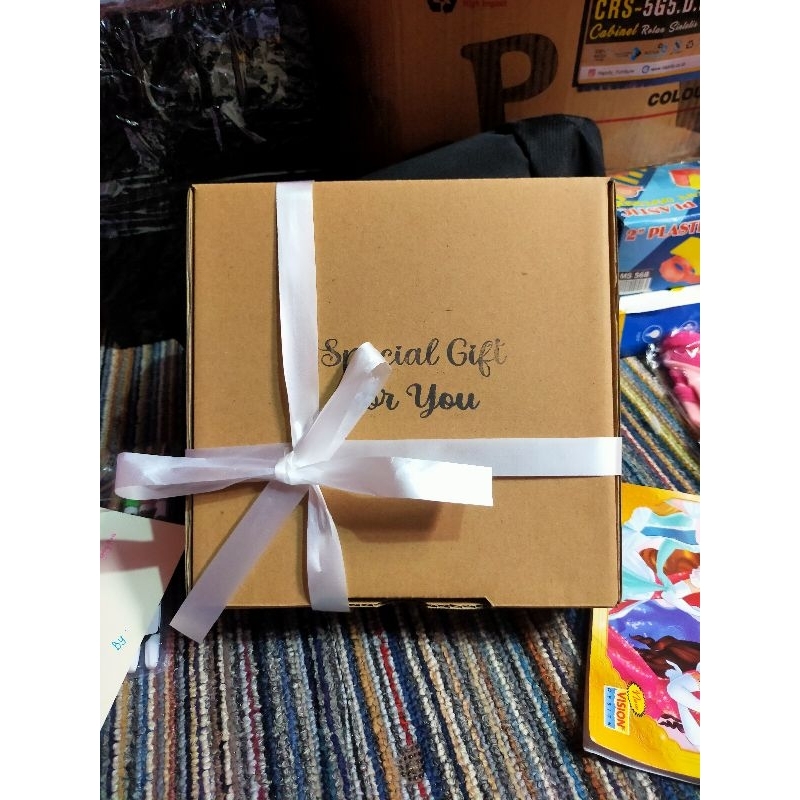 Hampers kado bayi reques