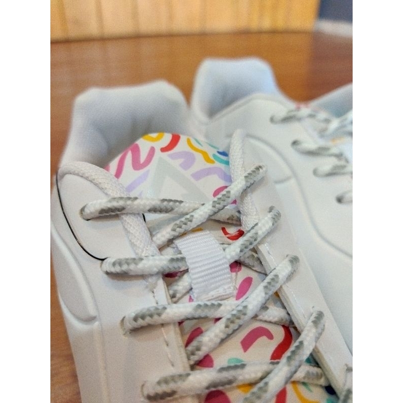 Aerostreet Rainbow Series BNIB - Sepatu Sneakers