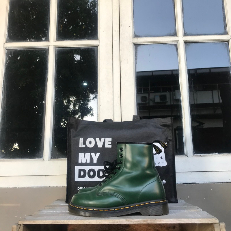 Dr. Martens 1460 Green Smooth