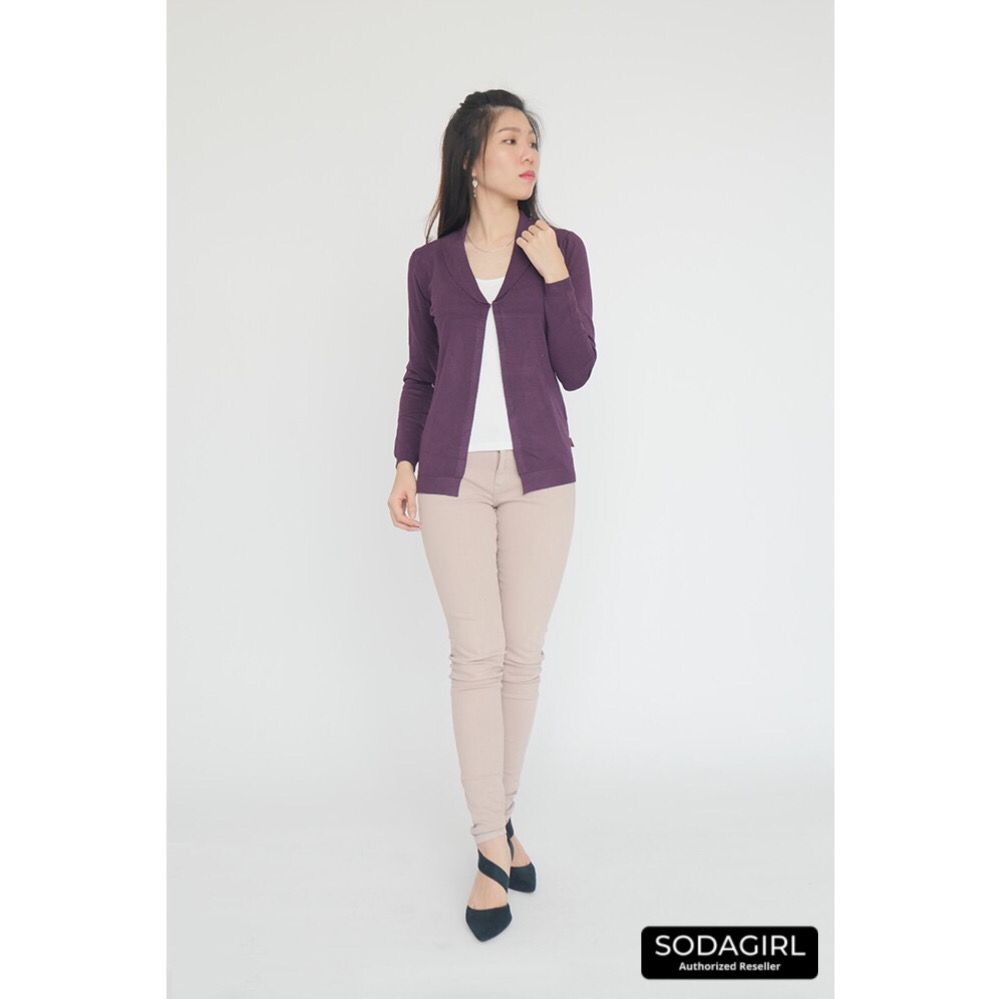 SodaGirl Cardigan Fiorella Hook (Kait)