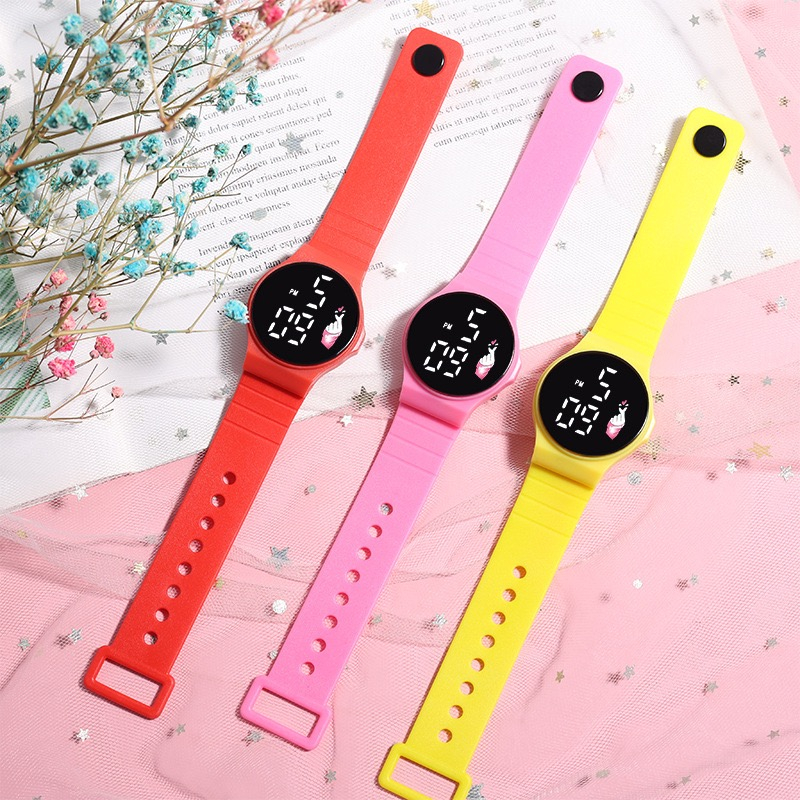 Jam Tangan Digital LED Sport Watch Untuk Wanita dan Pria - Jam Tangan Electronic Fashion Import