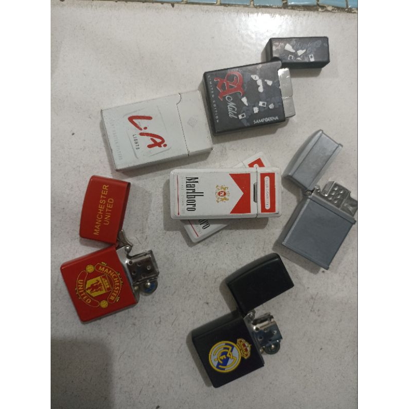 Mancis korek api karakter naga zippo gas design mewah gold