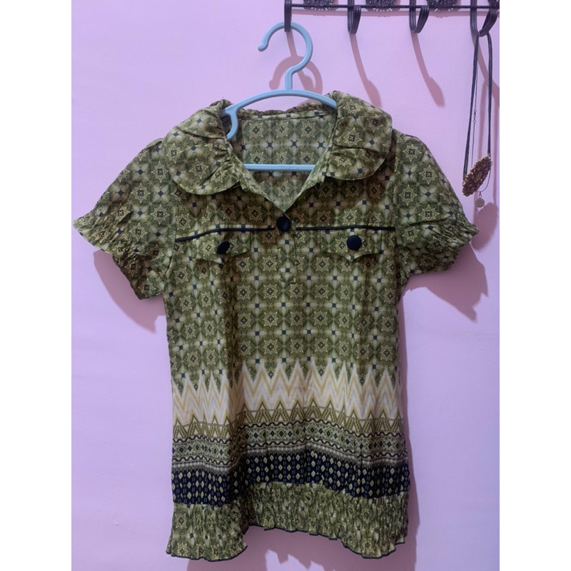Preloved blouse batik wanita