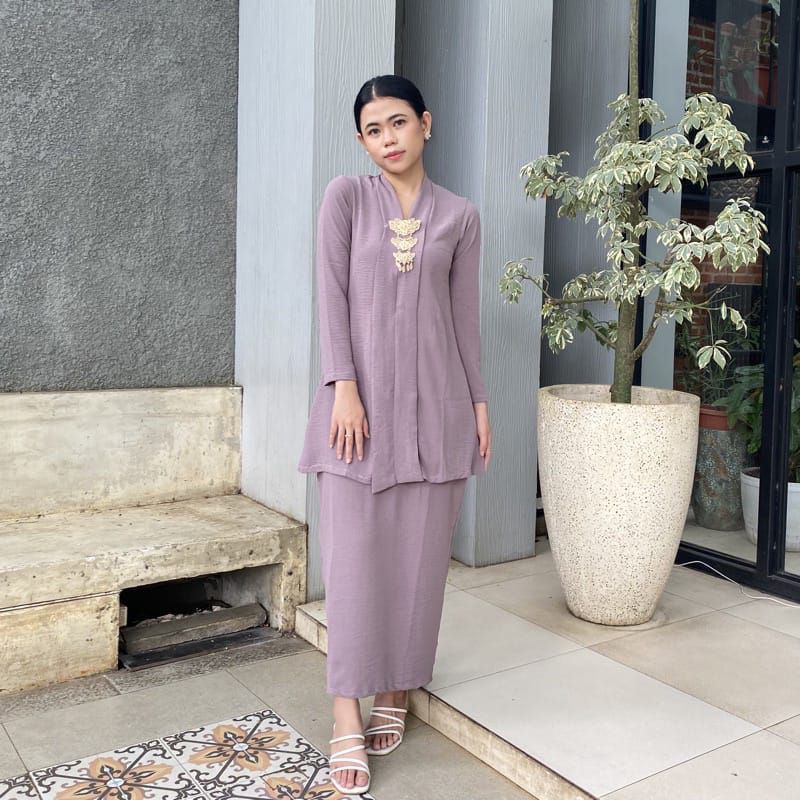 [ JUMBO ] ONE SET KURUNG MELAYU KEBAYA KUTU BARU BAHAN KATUN YORIS  PREMIUM FIT BODY