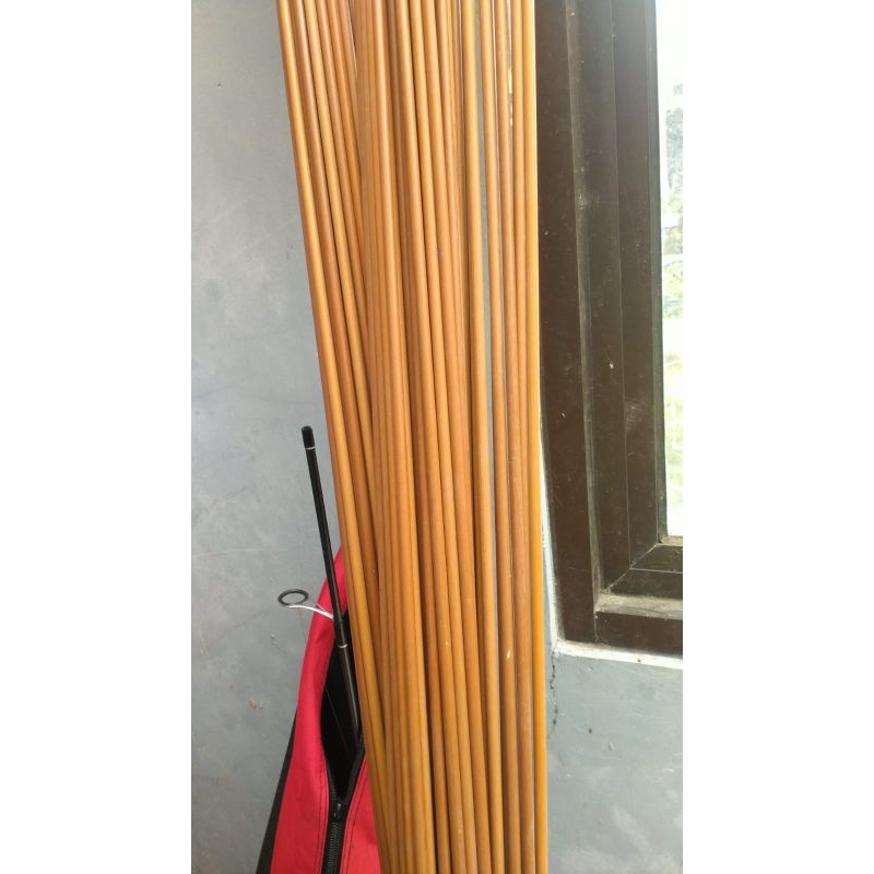 Carbon Sutet Mentah Ukuran Pendek