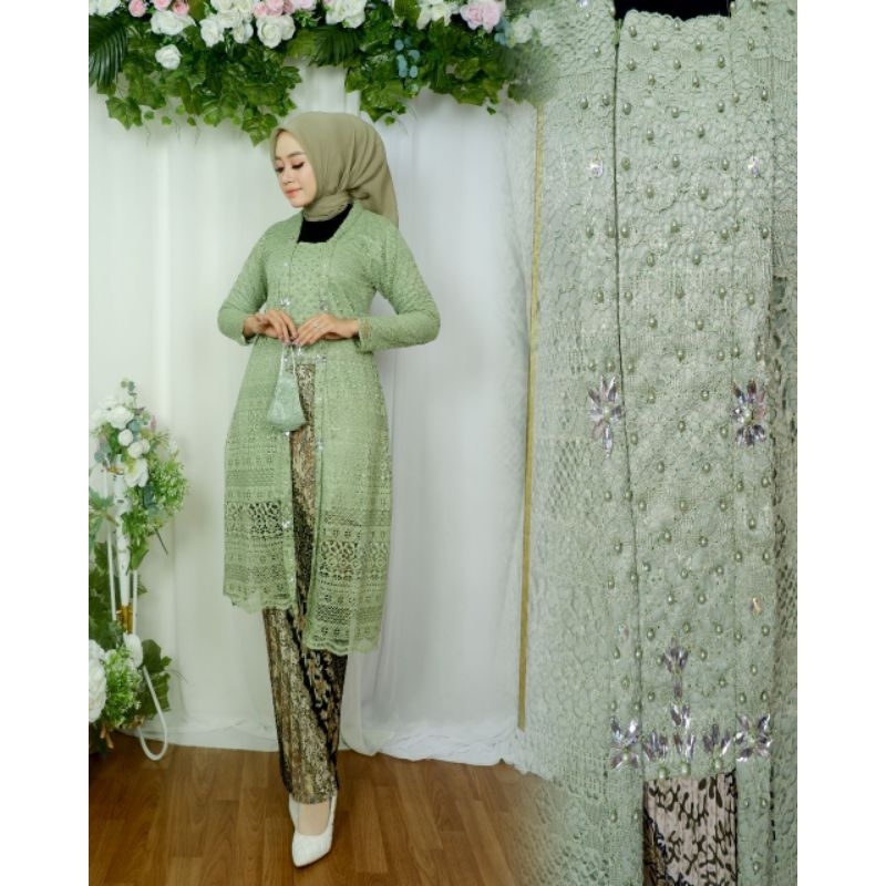 Kebaya Kutu Baru / Kebaya Tunik / Tunik Brokat / Kebaya Modern / Kebaya tile / Kebaya Favorite / Batik Couple