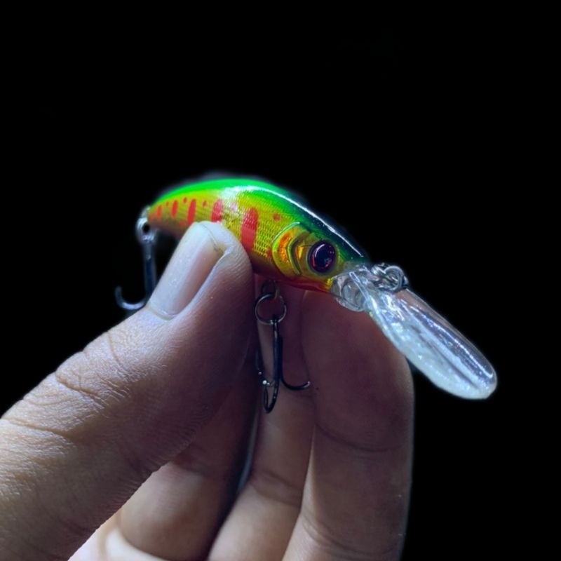 minnow lidah panjang warna kuning bintik merah 7cm 5,7g cocok untuk casting hampala atau ikan baung