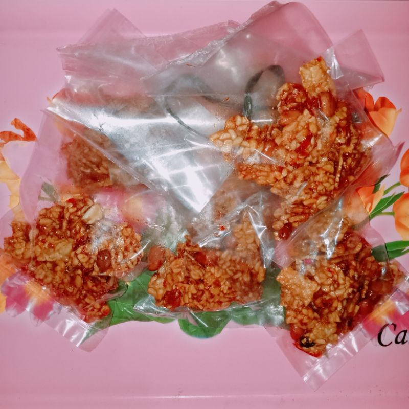 

kering tempe + kacang pedas manis 30gr homemade