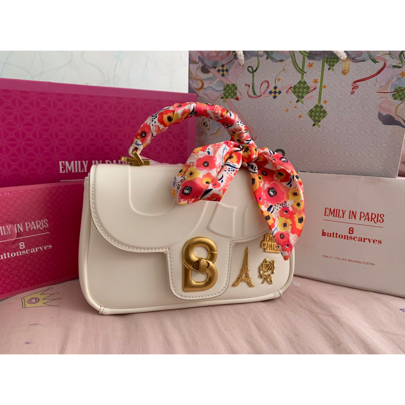 buttonscarves alma bag emily in paris