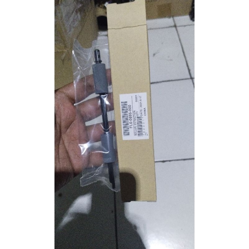 

ROLLER, EXTRACTIONF or iR2002/2004/2006