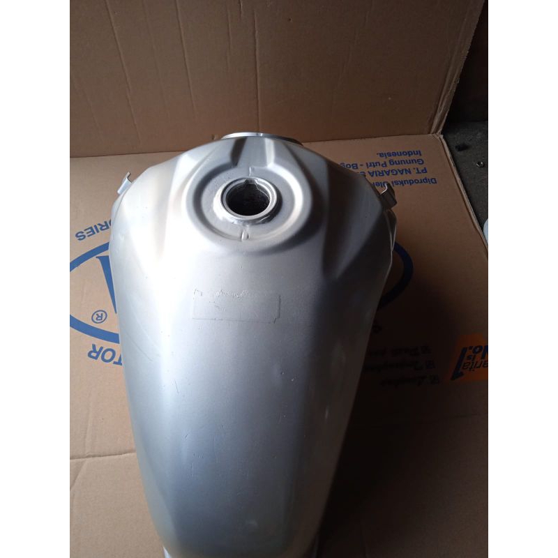 tangki megapro monoshock karbu tengki megapro new karbu