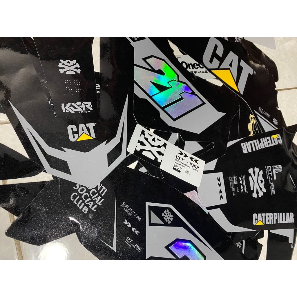 DECAL KLX DTRACKER FULL BODY MINIMALIS - DECAL STIKER KLX DTRACKER CRF VARIASI HITAM