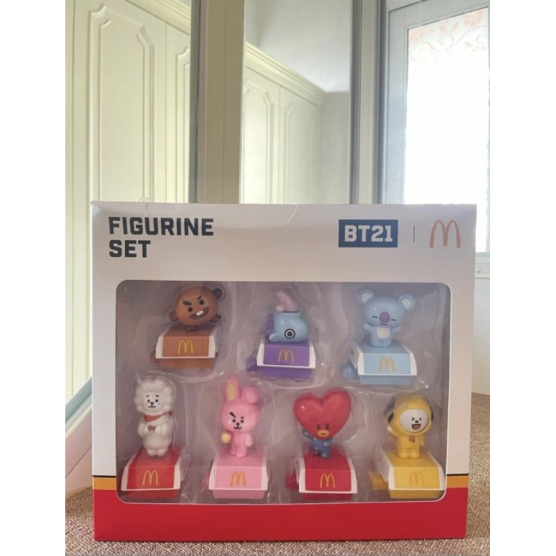 [READY STOCK] BT21 FIGURINE X MCDonald Korea Set