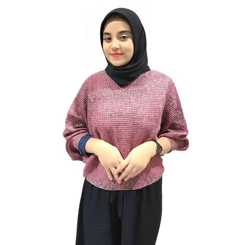 Sweater Batwing Lengan Balon