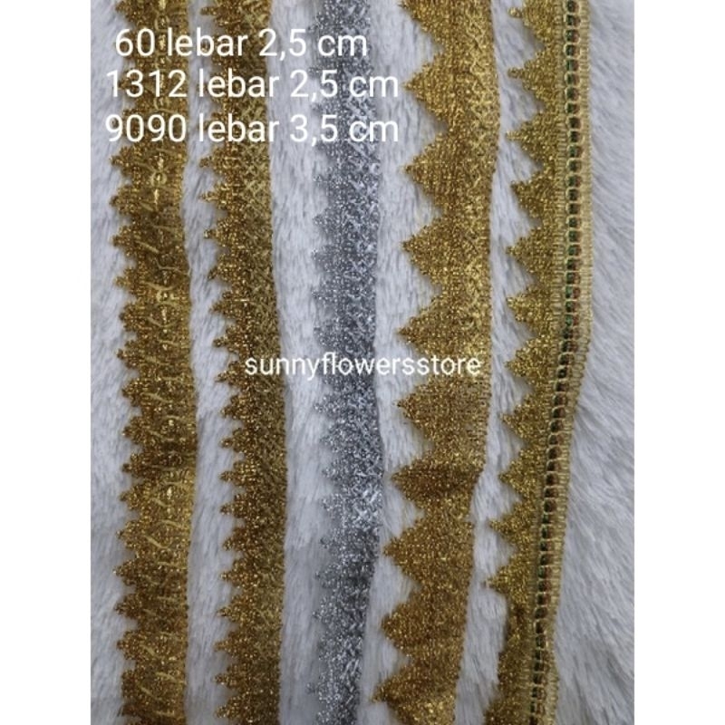 renda mahkota gold lebar 2,5 cm isi 17 yard