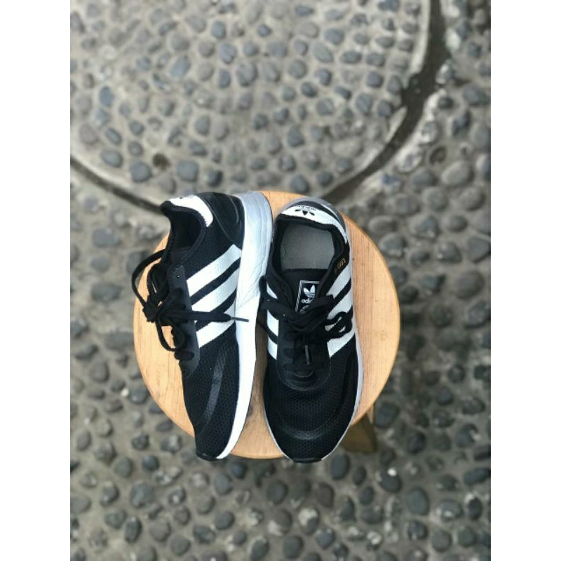 sepatu Adidas N 5923