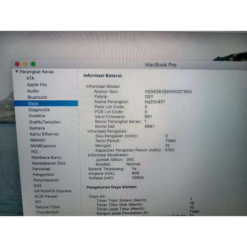 SALEE..MEC PRO RETINA 13 in 2016 ram 8 ssd 128 minus dikit whitespot dilayar
