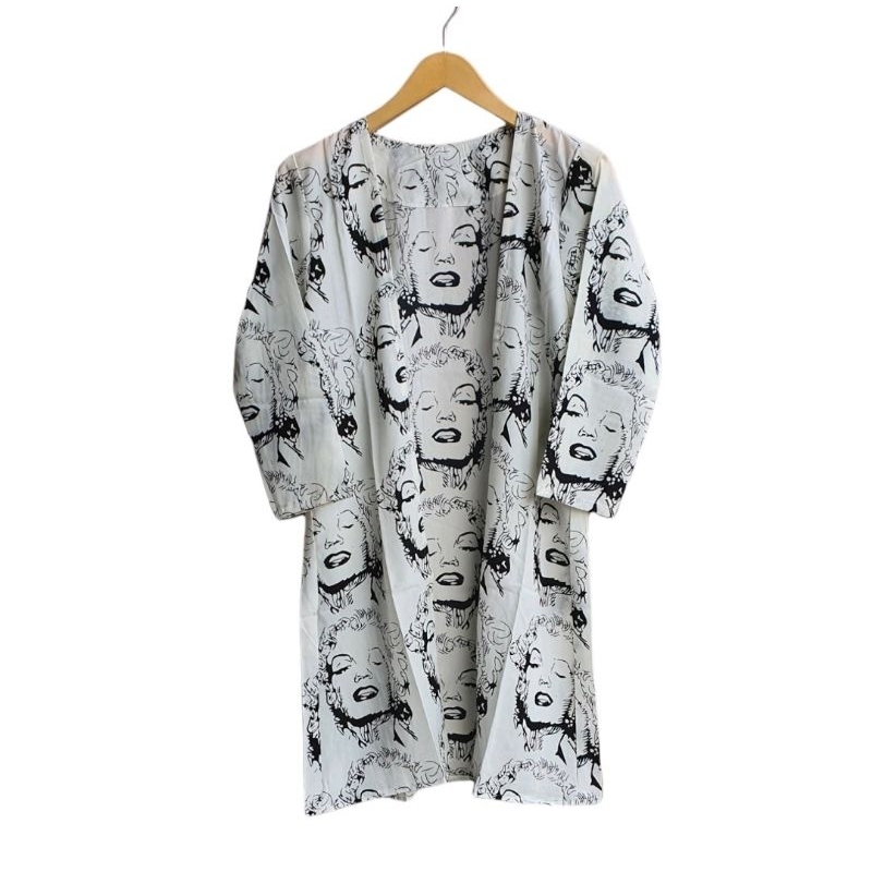 promo long cardi motif karakter