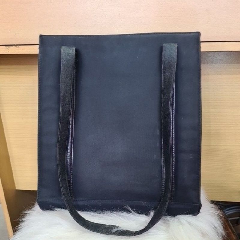 TAS SIS* BLACK LEATHER HANDLE