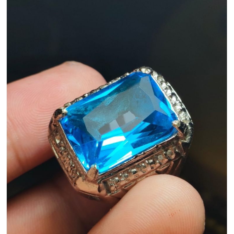 blue topaz swiss