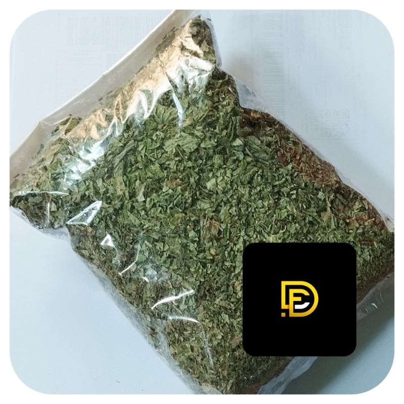 

Daun semanggi sawah kering daun cabang empat