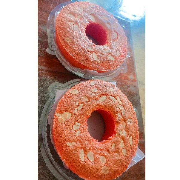 

Bolu Red Velvet Almond Cek Heppy