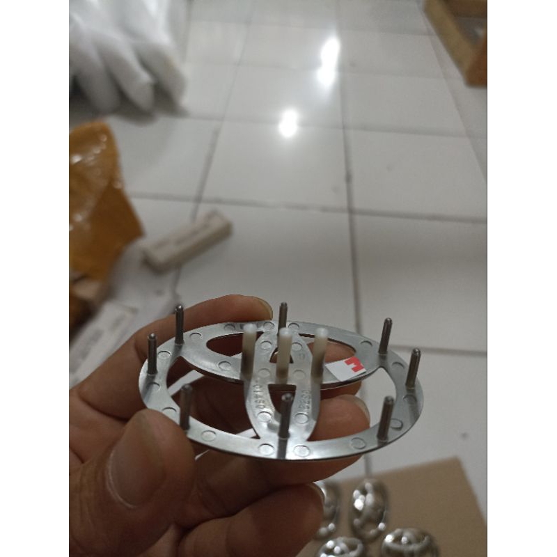 EMBLEM STIR LOGO SETIR INNOVA REBOUND 2016 FORTUNER VRZ 2016 YARIS 2018