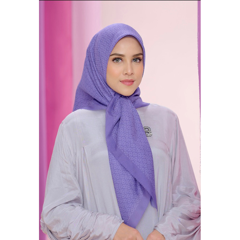 Tapis square buttonscarves