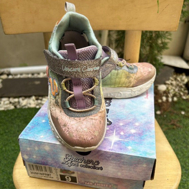 Preloved Skechers Anak Perempuan Unicorn lampu size 25
